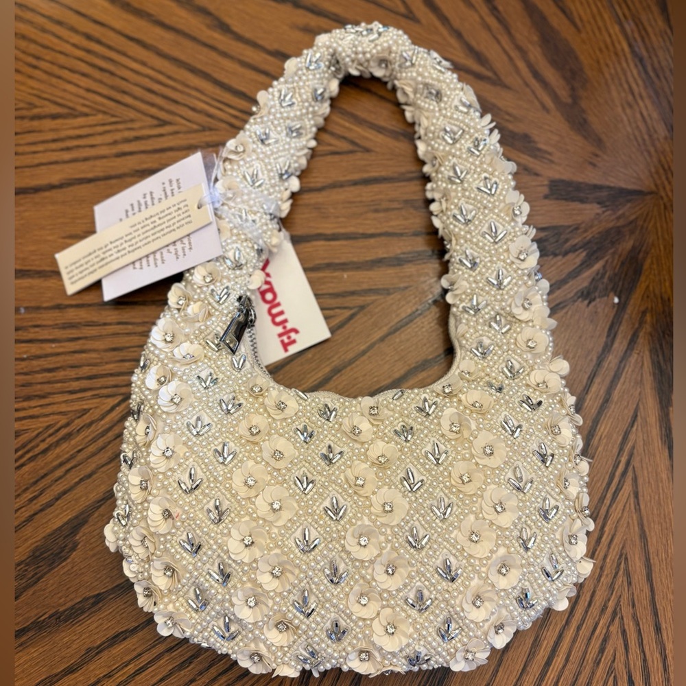 🌸Elegant Pearl Embellished Beaded Bag🌸Made in India! NWT!